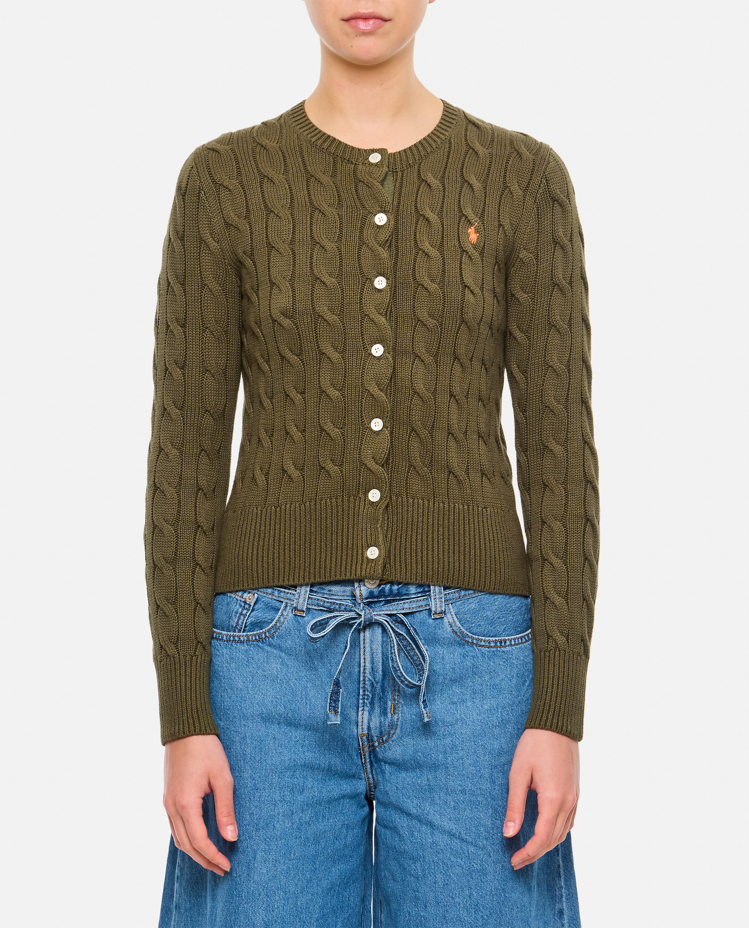 KNITWEAR